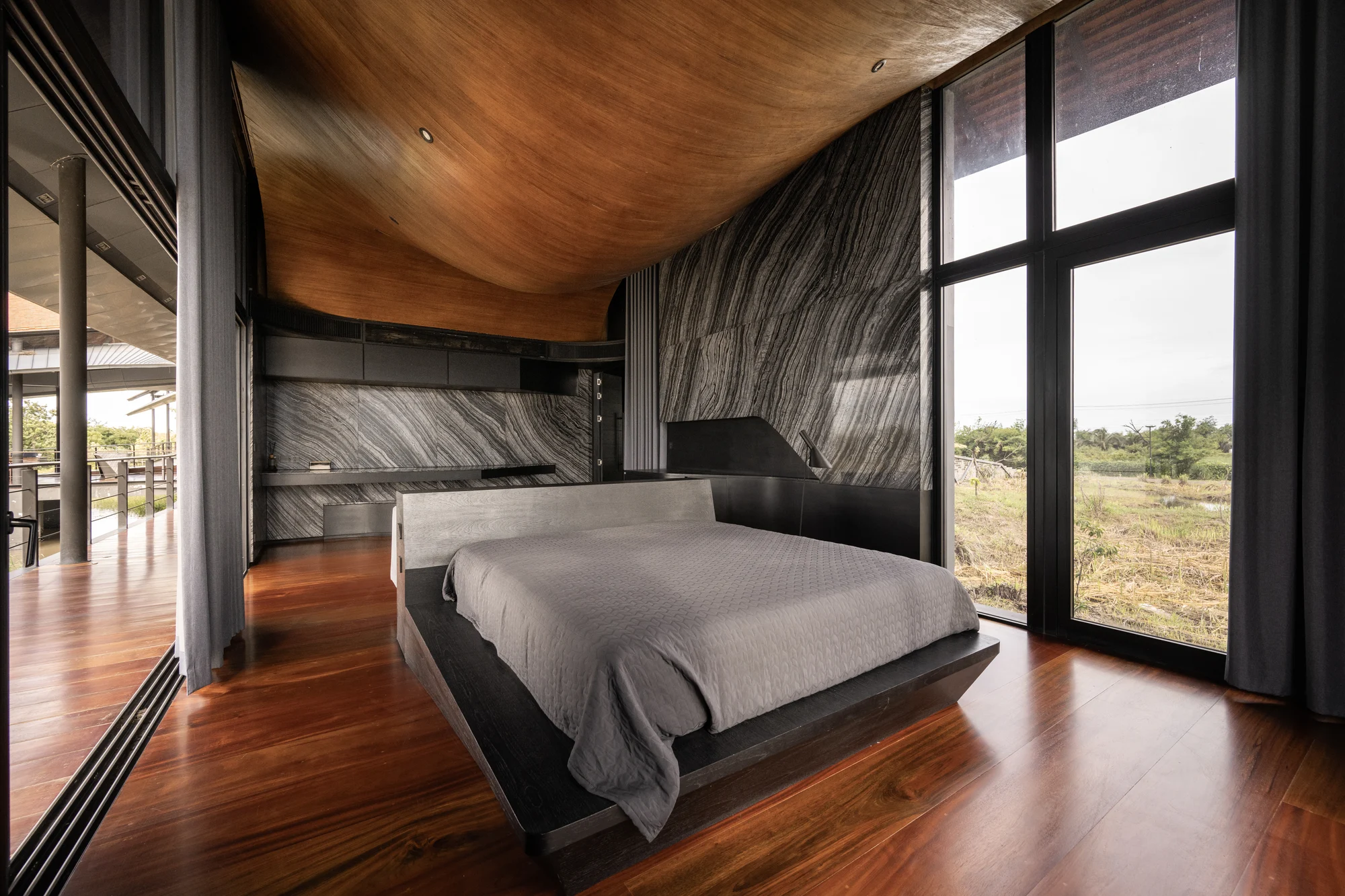 Nongchok House: built